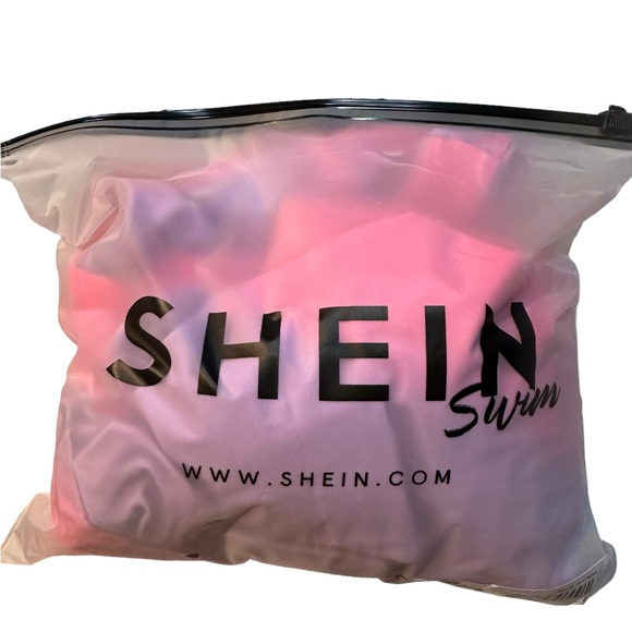 💙NEW in bag - 3 piece bikini set 💗 - Picture 3 of 3